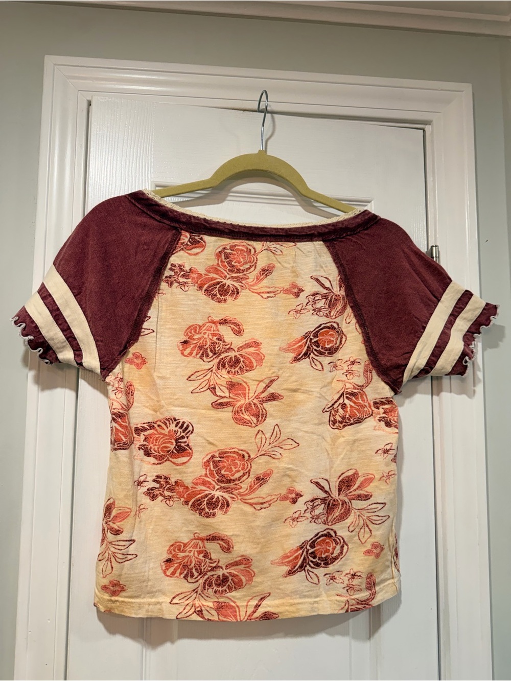 We The Free Cream Floral Raglan Tee with Burgundy Sleeves